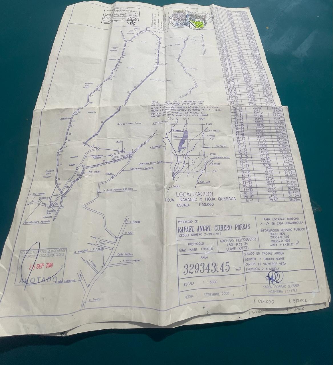 1-13-5 Finca en Trojas Sarchí - 32 hectáreas