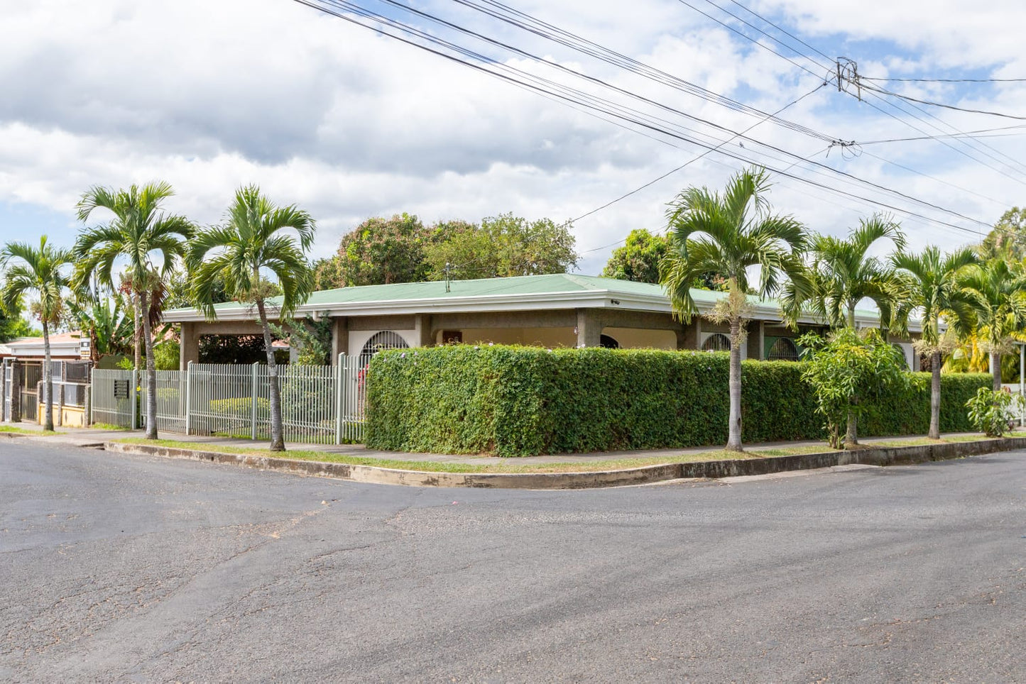 2-10-5 Beautiful House in the center of Sarchí - 546 m2