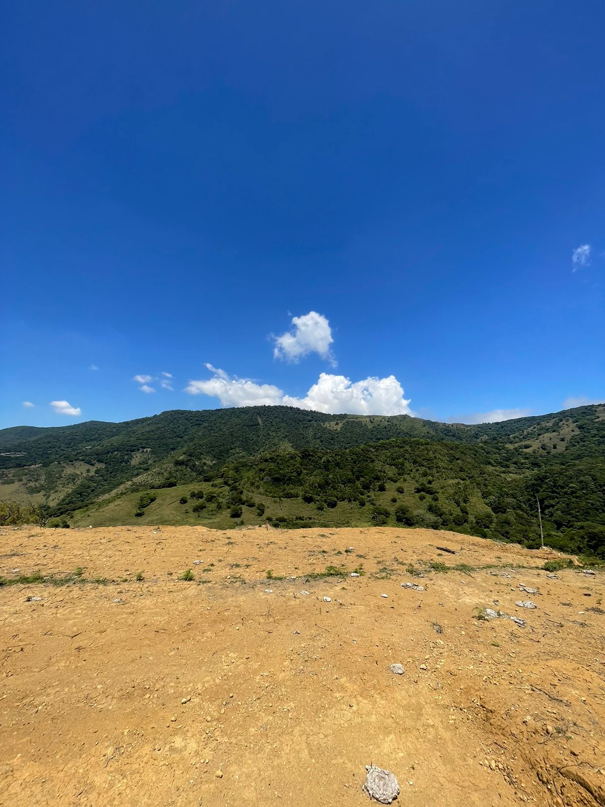 1-8-5 Lote Trojas de Sarchí - 570 m2