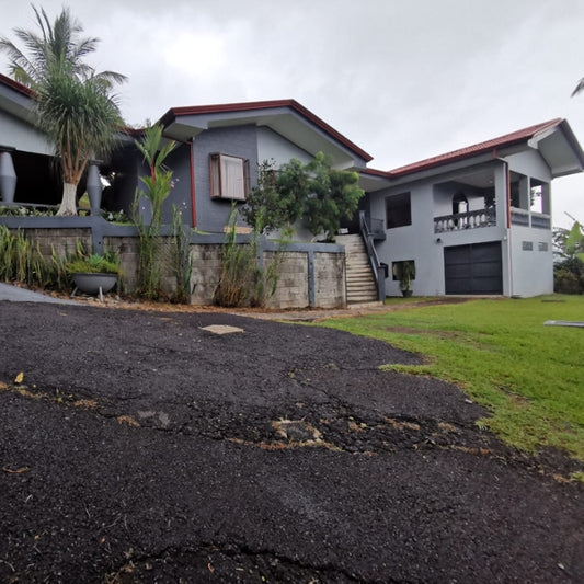 2-9-5 Hermosa Casa con Vista a la Ciudad en La Luisa de Sarchí  - 4200 m2