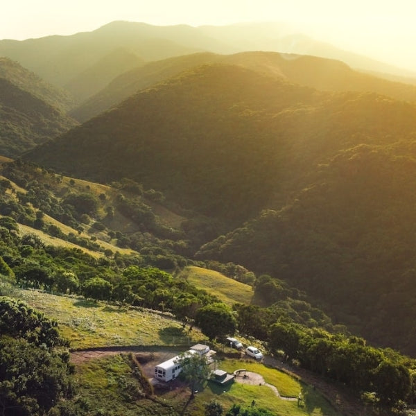 BusHotel Sarchí Trojas con jacuzzi privado y vista a la montaña y ciudad para 4 personas